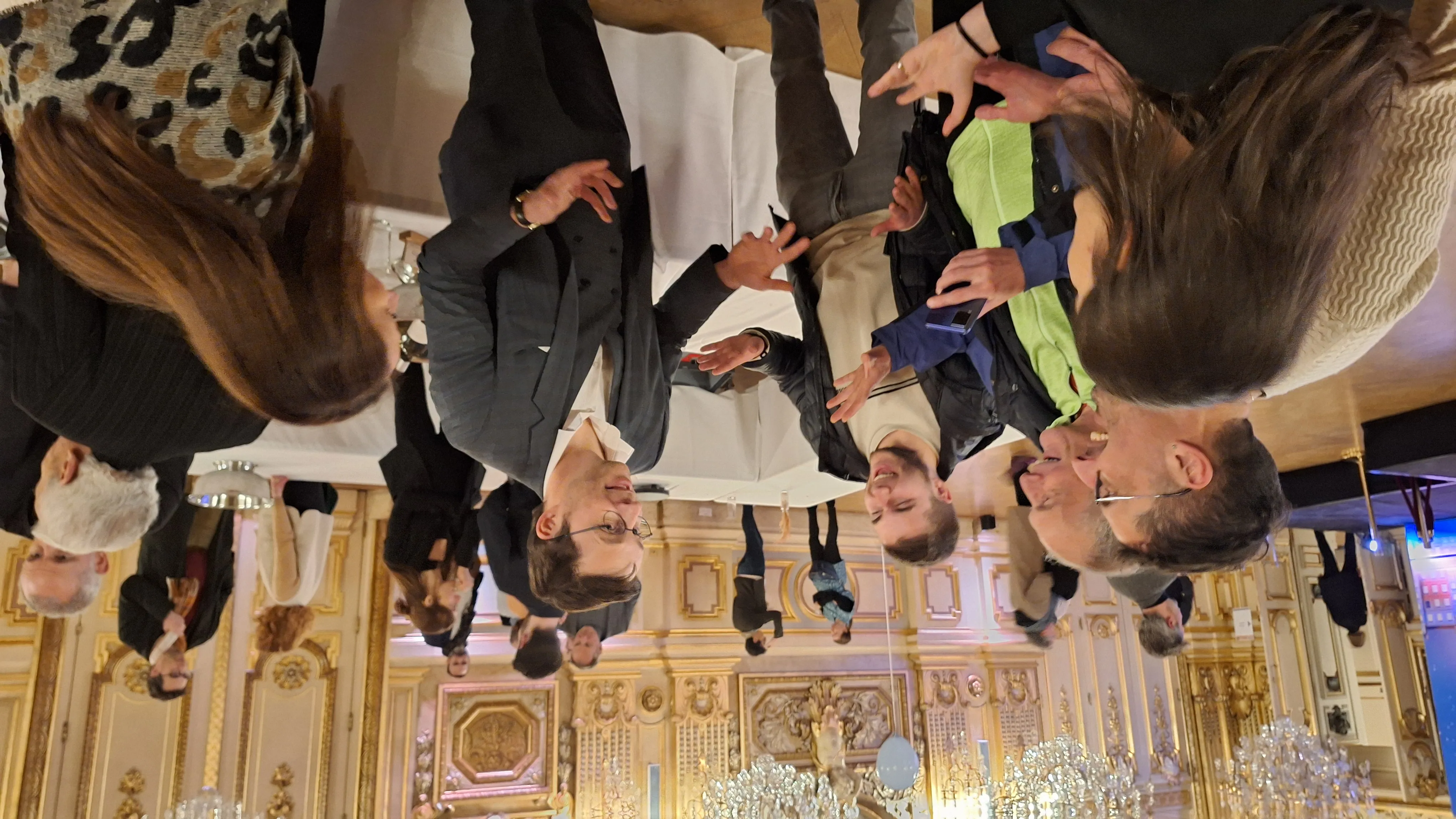 Magicien Mentaliste à Toulouse — Performance de mentalisme par Hugo Marceau